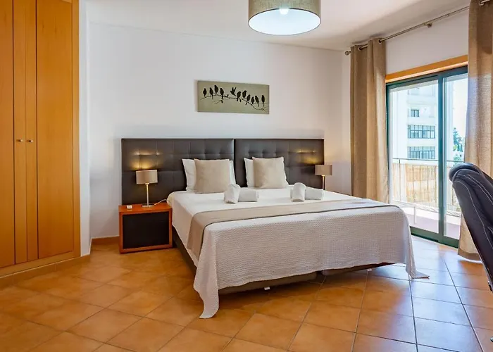 Magnificent 2Bdr Apartment W/ Ac & Pool - 2Min From Beach - By Lovelystay