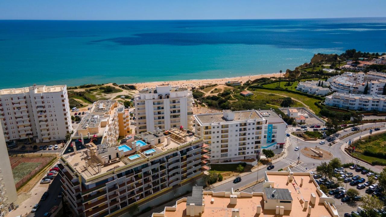 Apartment Magnificent 2bdr W/ Ac & Pool - 2min From - By Lovelystay