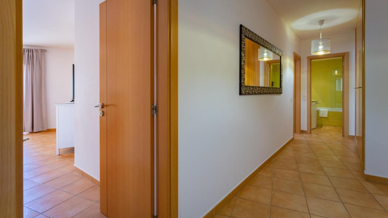 Apartment Magnificent 2bdr W/ Ac & Pool - 2min From - By Lovelystay Armação de Pêra