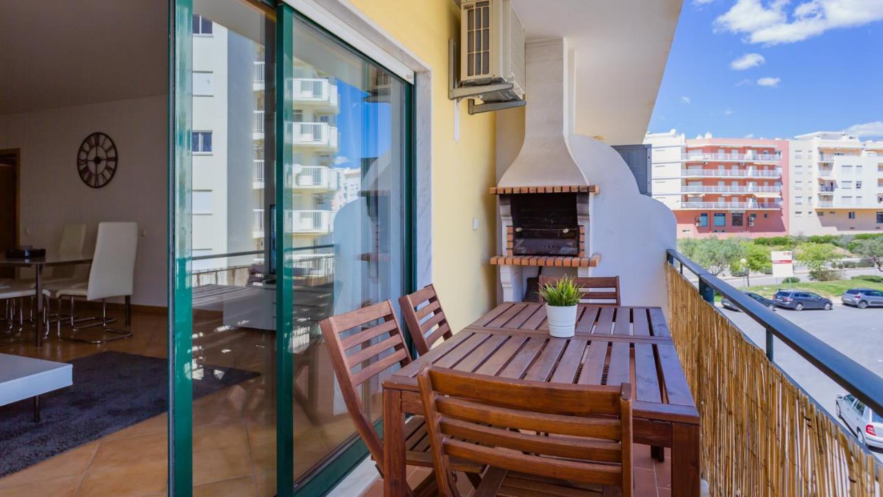 Appartement Magnificent 2bdr W/ Ac & Pool - 2min From - By Lovelystay Armação de Pêra