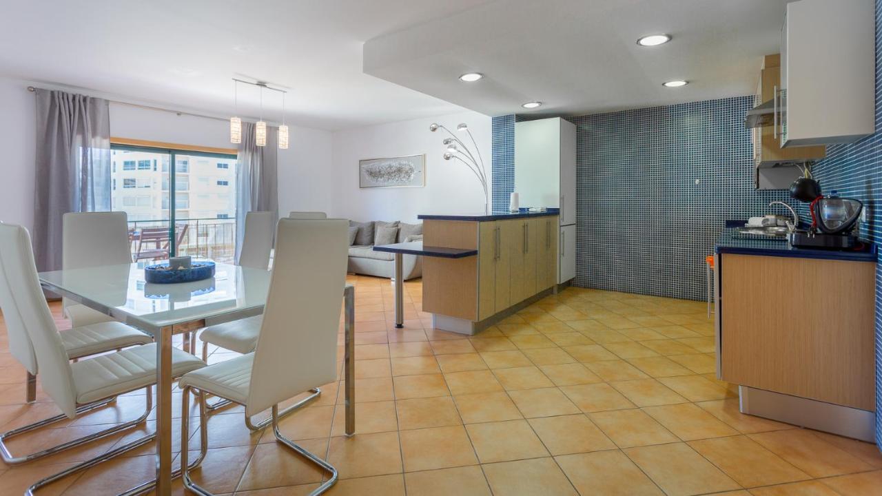 Magnificent 2bdr W/ Ac & Pool - 2min From - By Lovelystay Appartamento *